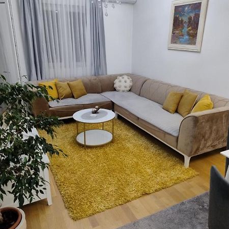 Lovely Apartment - Ljupki Stan Подгориця Екстер'єр фото