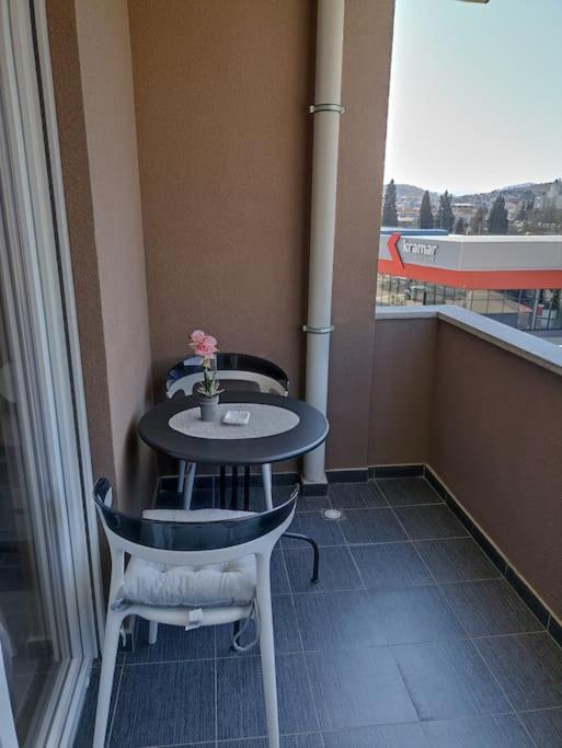 Lovely Apartment - Ljupki Stan Подгориця Екстер'єр фото